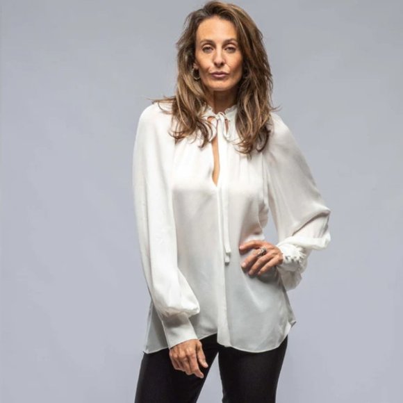 VOZ SIZE LARGE /L BISHOP SLEEVE BLOUSE, SILK GEORGETTE, IN IVORY RETAIL $ 395 - Picture 1 of 16